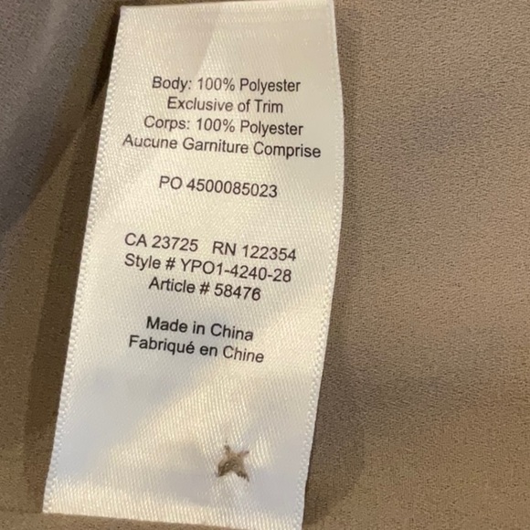 Babaton Quincy Belted Trench Coat Light Weight with Pockets in Taupe Xsm… - Picture 15 of 15